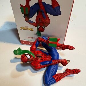 Hallmark 2015 "Spidey's Holiday Spirit" Spider-Man Keepsake Ornament